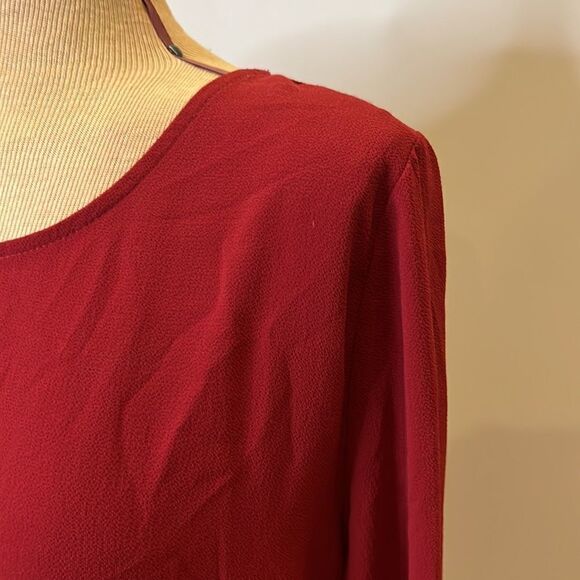 MUD PIE Red Ruffle Hem Blouse  - Size Large - Picture 5 of 13